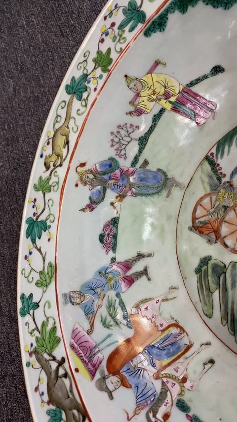 古玩陶瓷粉彩人物故事紋折沿盆真品鑒賞圖