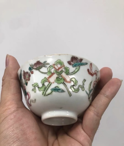 古玩陶瓷清同治 粉彩博古紋碗真品鑒賞圖