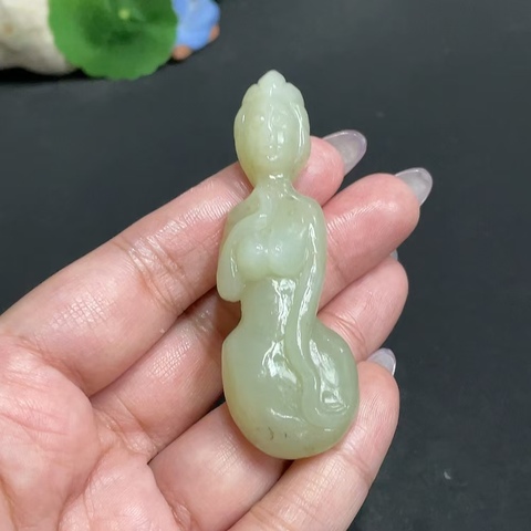 古玩玉器天然和田玉掛件真品鑒賞圖