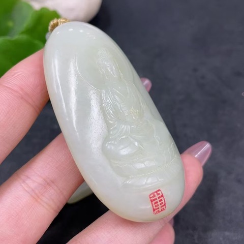 古玩玉器天然和田玉掛件真品鑒賞圖