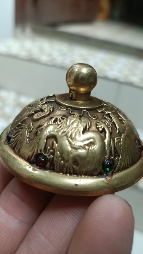 古玩銅器現代合金銅壺真品鑒賞圖