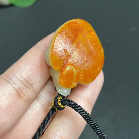 古玩玉器天然和田玉掛件真品鑒賞圖