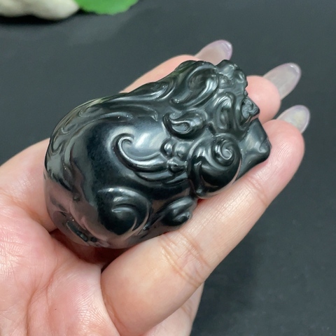 古玩玉器天然和田瑞獸題材把件真品鑒賞圖