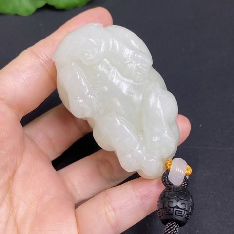 古玩玉器天然和田瑞獸題材把件真品鑒賞圖