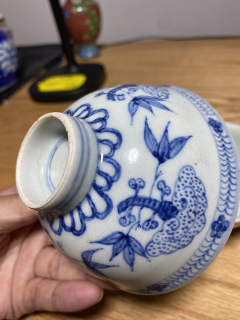 古玩陶瓷日本江戶青花花卉紋茶碗真品鑒賞圖