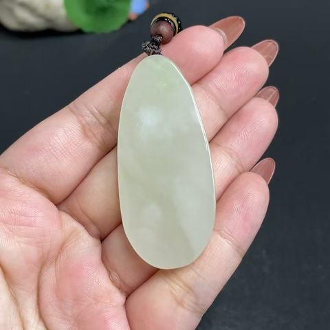古玩玉器天然和田玉無事牌真品鑒賞圖