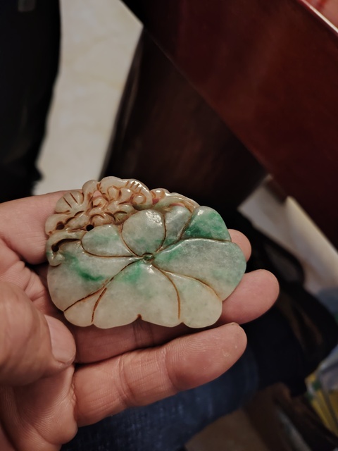 古玩玉器染色非天然翡翠佩真品鑒賞圖