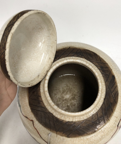 古玩陶瓷民國·哥釉五彩刀馬人物紋蓋罐拍賣，當前價格1699元