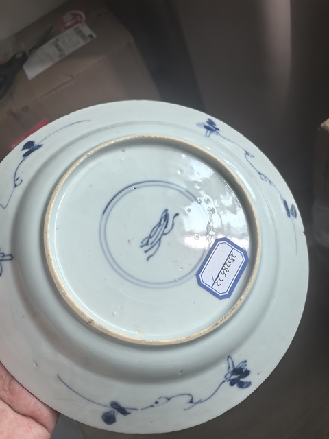 古玩陶瓷康熙青花加彩盤真品鑒賞圖