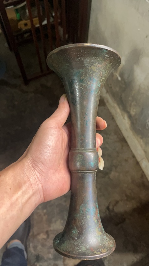 古玩銅器銅花觚真品鑒賞圖