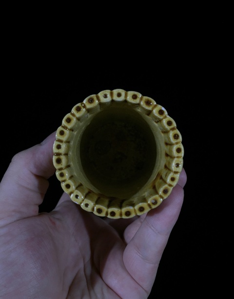 古玩陶瓷【實物鑒定】民國·黃釉仿生竹節紋筆筒（精品文房器）拍賣，當前價格2280元