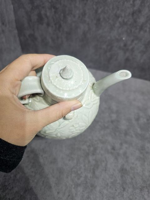 古玩陶瓷云市窯影青印花雙系執壺真品鑒賞圖