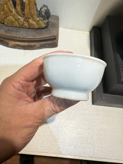 古玩陶瓷康熙白釉杯真品鑒賞圖