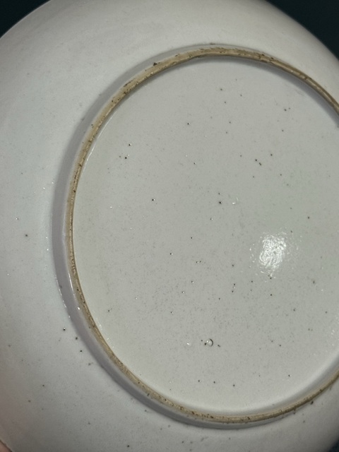 古玩陶瓷清·乾隆錦地開窗滿大人合家歡廣彩盤拍賣,當前價格2800元