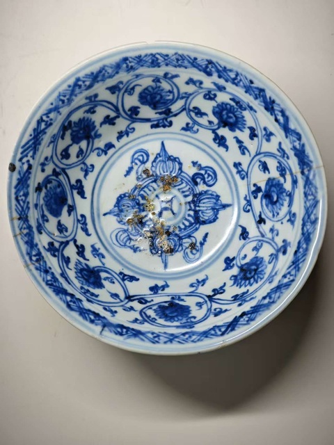 古玩陶瓷青花金剛十字杵茶碗真品鑒賞圖