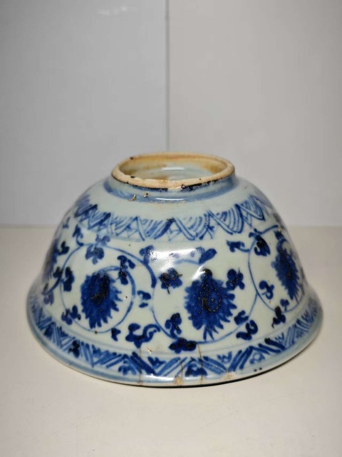 古玩陶瓷青花金剛十字杵茶碗真品鑒賞圖