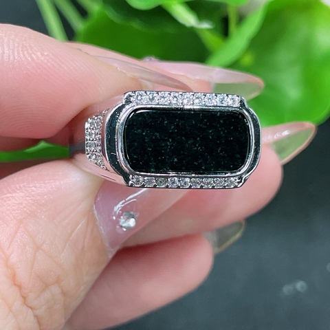 古玩玉器天然翡翠戒指真品鑒賞圖