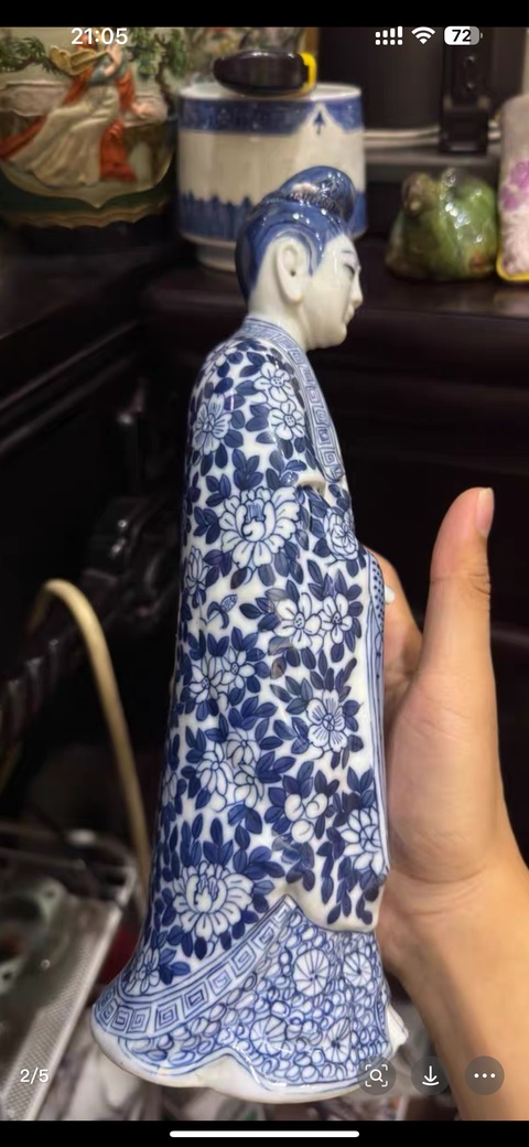 古玩陶瓷青花觀音造像真品鑒賞圖
