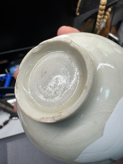 古玩陶瓷定窯花卉紋茶盞真品鑒賞圖