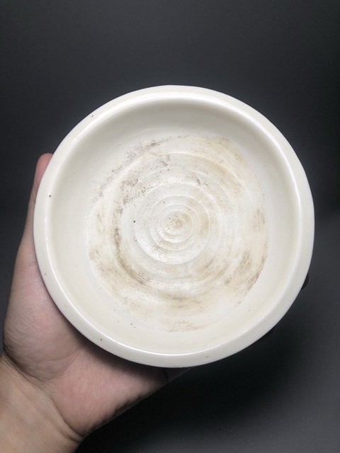 古玩陶瓷明末清初,德化窯豬油白釉香爐拍賣,當前價格3000元