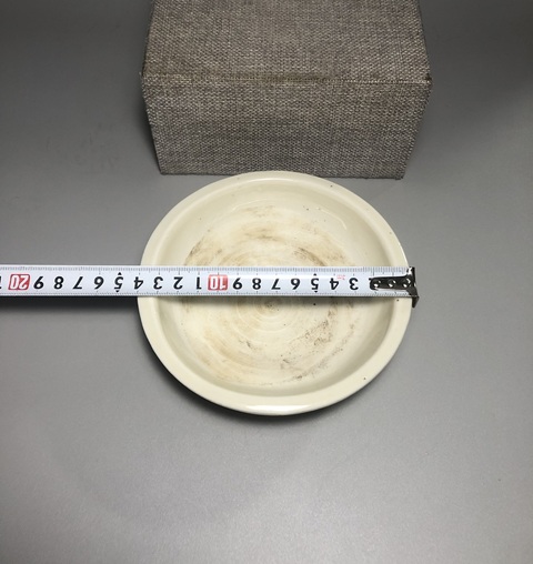 古玩陶瓷明末清初,德化窯豬油白釉香爐拍賣,當前價格3000元