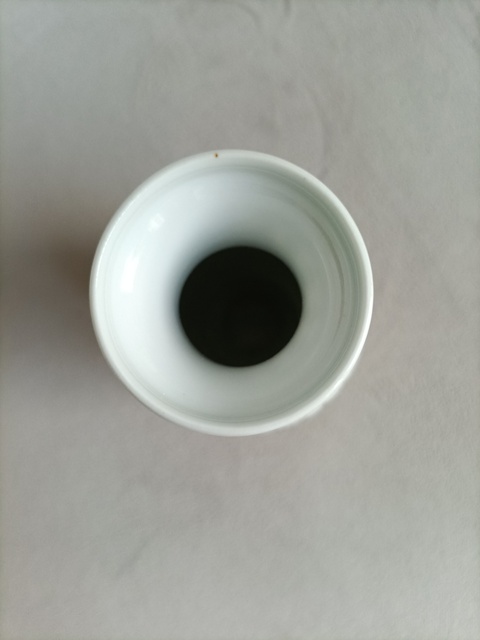 古玩陶瓷粉彩仕女人物紋瓶真品鑒賞圖