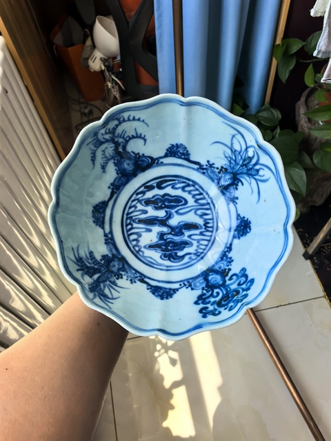 古玩陶瓷明中·青花花卉紋葵口碗 真品鑒賞圖