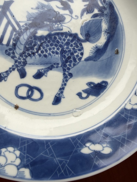 古玩陶瓷康熙·青花麒麟紋折沿盤 真品鑒賞圖