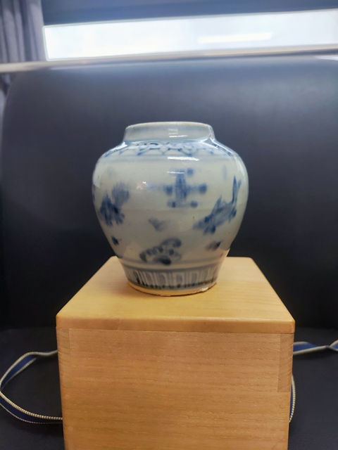 古玩陶瓷明成化青花游魚(yú)紋罐拍賣(mài)，當(dāng)前價(jià)格3580元