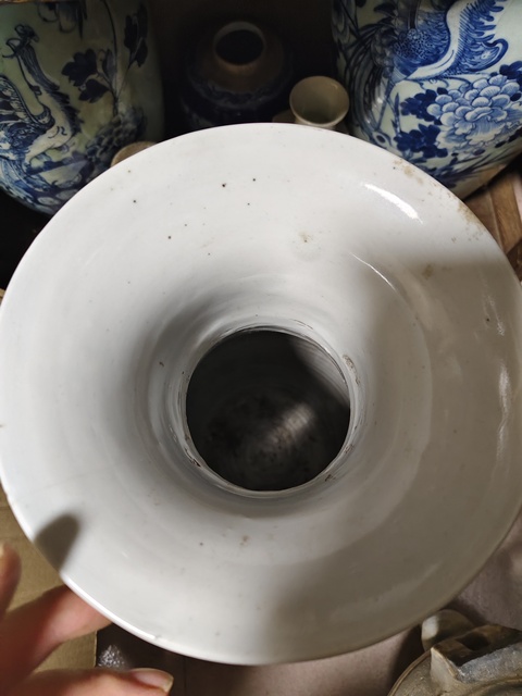 古玩陶瓷磁州窯五倫圖雙松葉耳撇口瓶真品鑒賞圖