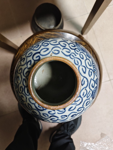 古玩陶瓷樹葉款花卉紋青花蓋罐真品鑒賞圖
