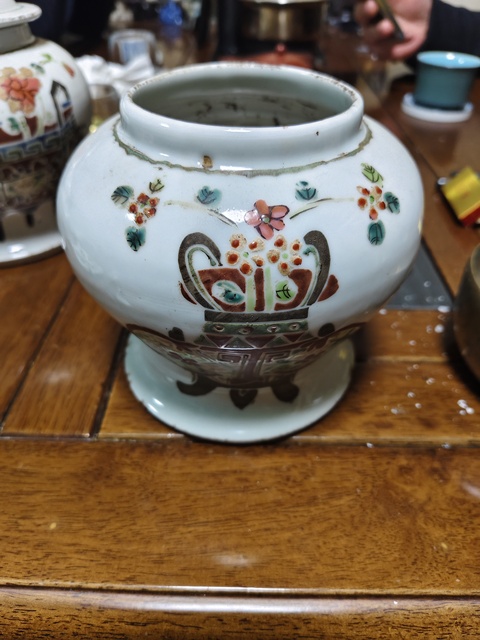 古玩陶瓷博古圖粉彩將軍罐真品鑒賞圖