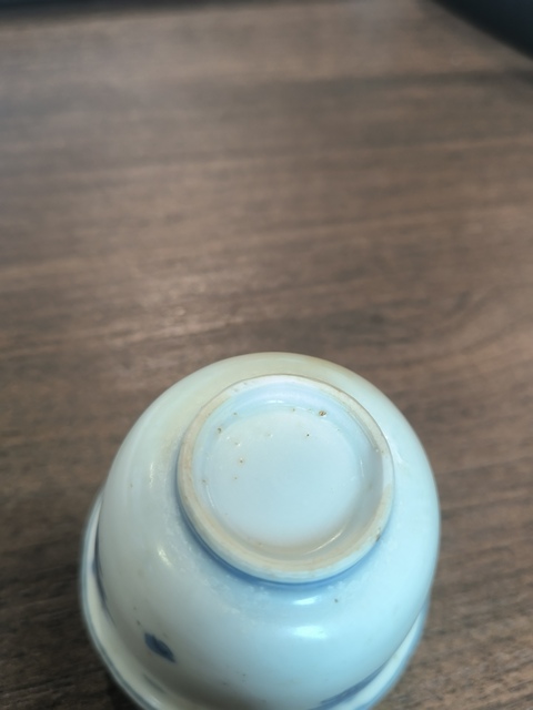 古玩陶瓷青花花卉紋杯真品鑒賞圖