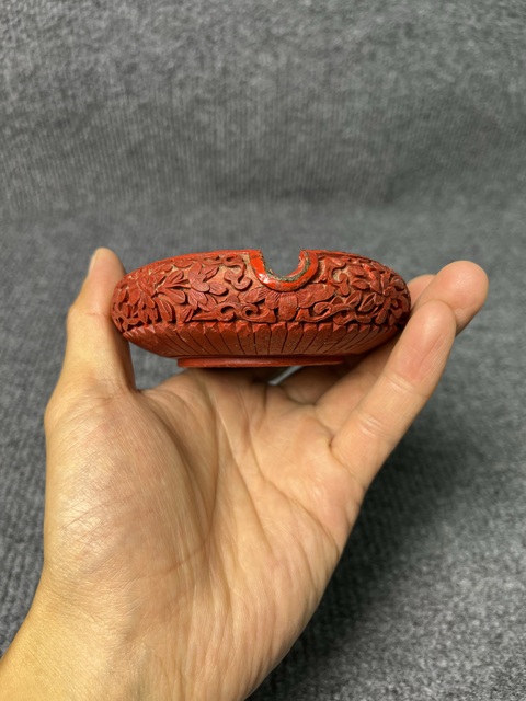 古玩雜項剃紅煙灰缸真品鑒賞圖