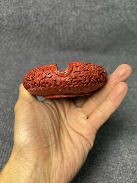 古玩雜項剃紅煙灰缸真品鑒賞圖