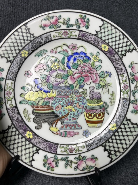 古玩陶瓷粉彩花卉紋盤拍賣,當前價格399元