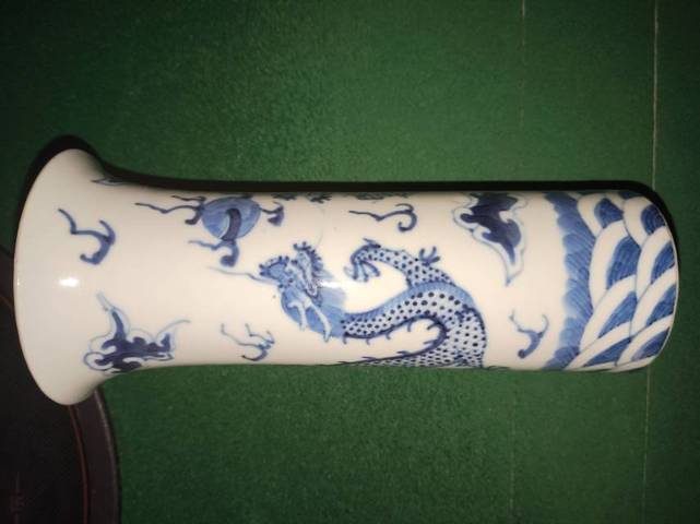 古玩陶瓷龍紋青花花觚真品鑒賞圖