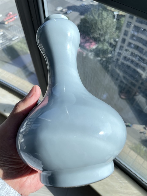 古玩陶瓷天藍釉蒜頭瓶真品鑒賞圖