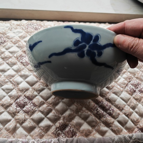 古玩陶瓷青花過墻龍紋茶碗真品鑒賞圖