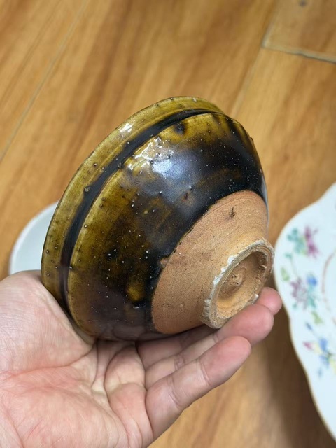 古玩陶瓷褐釉盞真品鑒賞圖