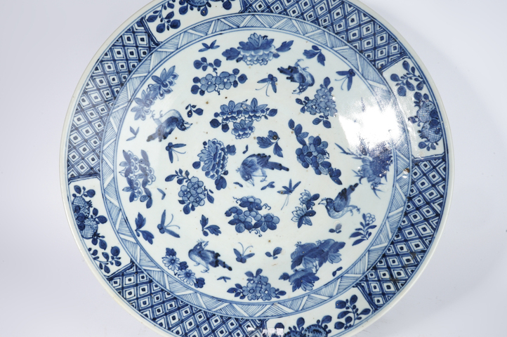古玩陶瓷清晚期·青花折枝花鳥紋大盤真品鑒賞圖