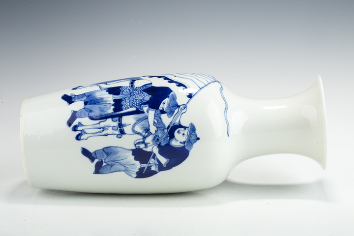 古玩陶瓷清晚期·青花霸王別姬圖瓶拍賣，當前價格2142元