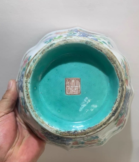 古玩陶瓷粉彩花鳥紋貢碗真品鑒賞圖