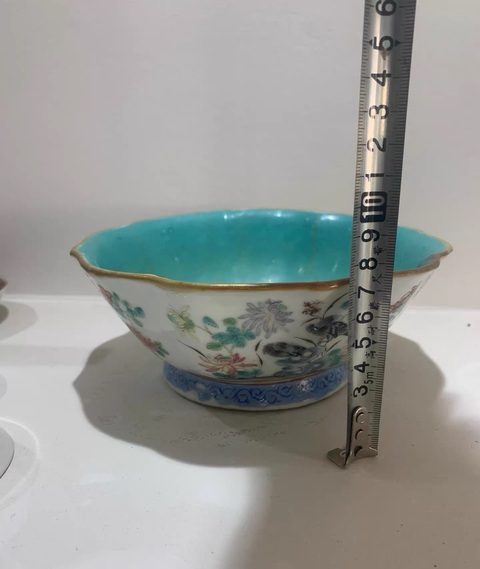 古玩陶瓷粉彩花鳥紋貢碗真品鑒賞圖