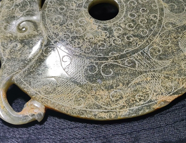 古玩玉器龍鳳紋出廓璧真品鑒賞圖