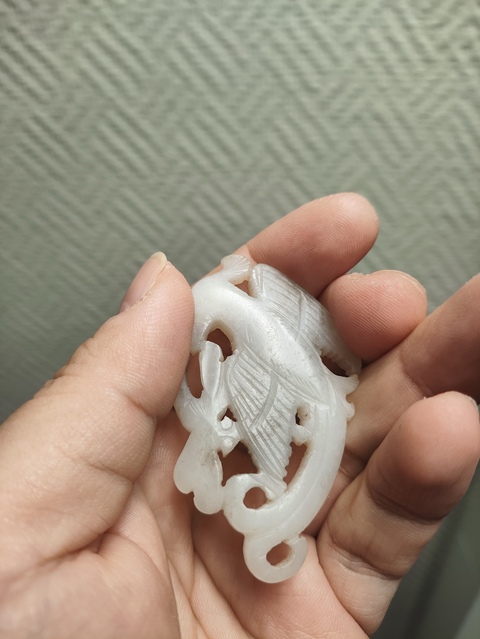 古玩玉器宋金·鳥銜蜻蜓玉飾真品鑒賞圖