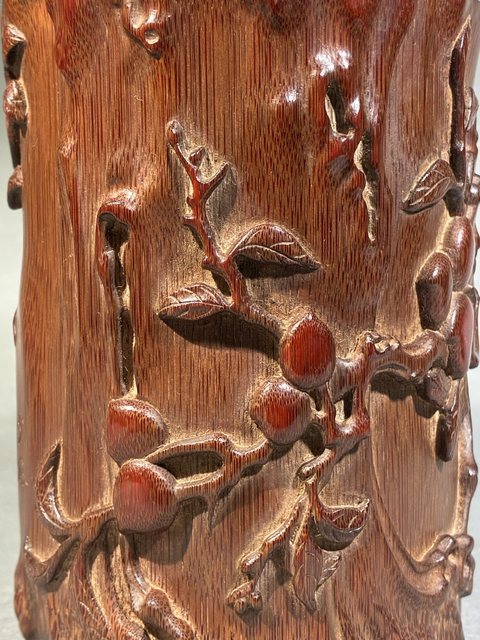 古玩雜項(xiàng)竹刻筆筒真品鑒賞圖