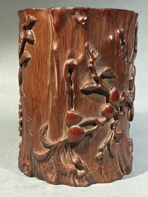 古玩雜項(xiàng)竹刻筆筒真品鑒賞圖