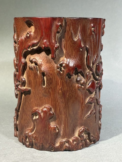 古玩雜項(xiàng)竹刻筆筒真品鑒賞圖