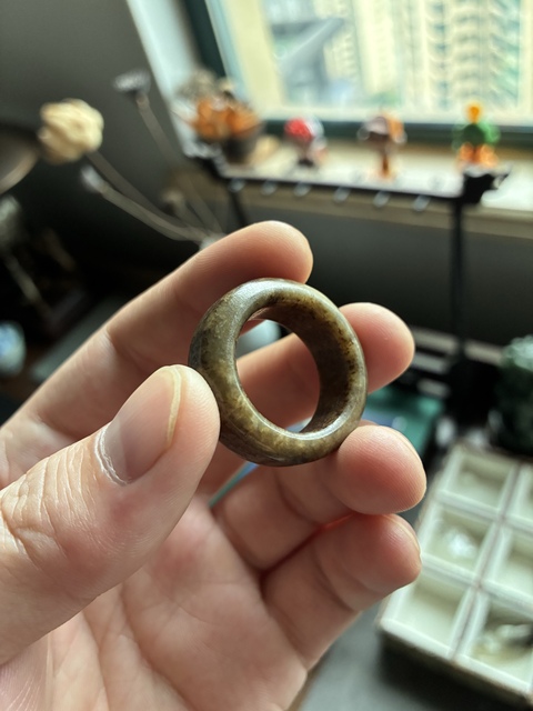 古玩玉器戒指真品鑒賞圖